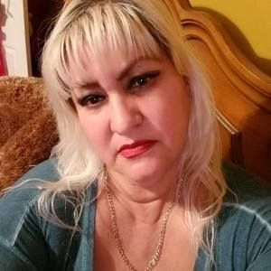 Meet your Posher, Esther